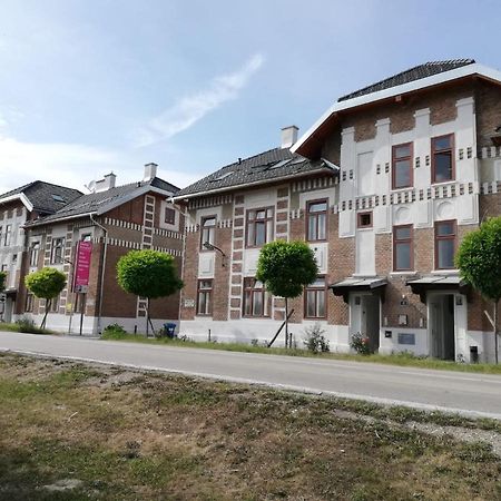 Sissi Apartments Achau Esterno foto